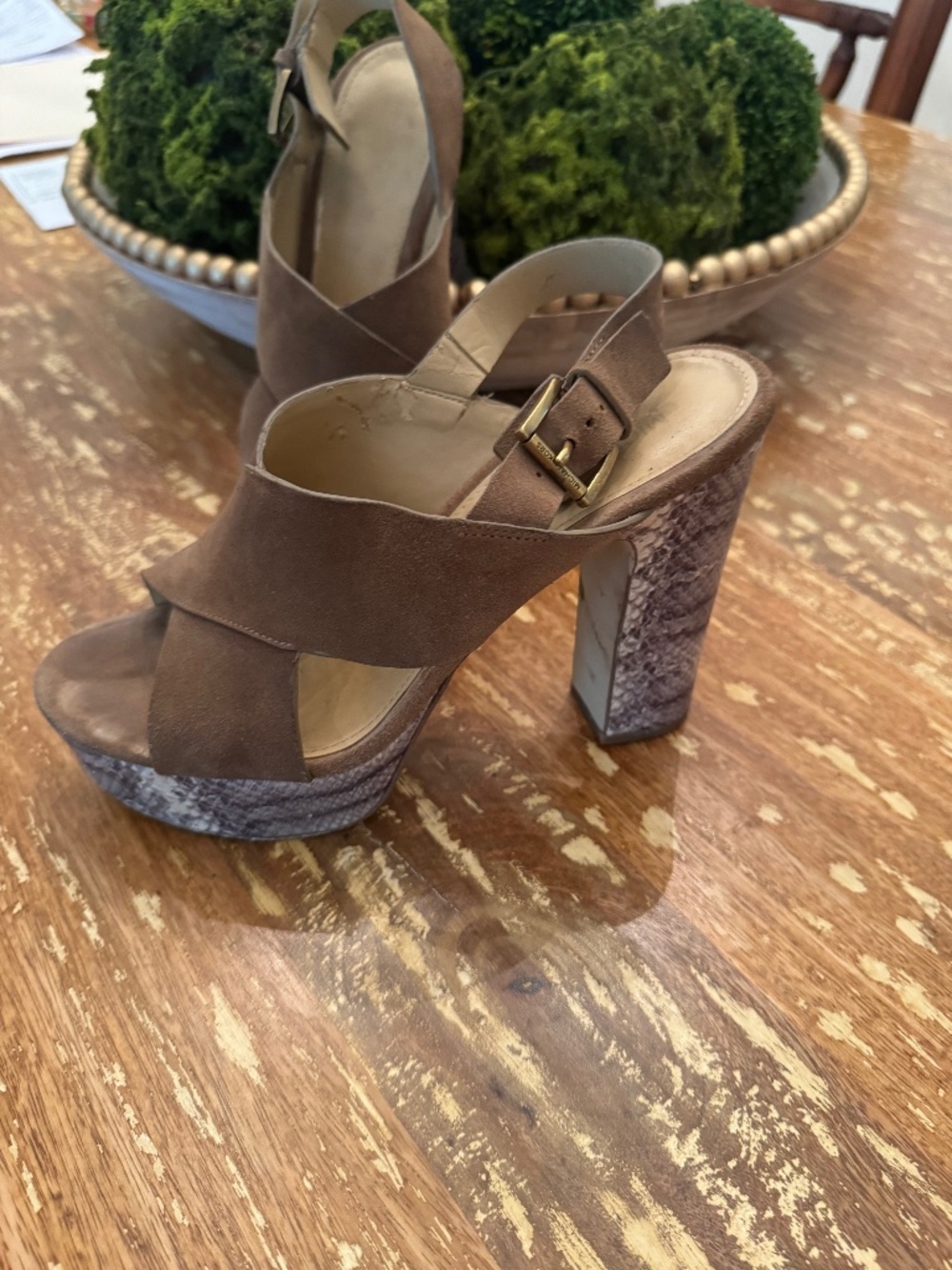 Micael Kora platform sandals
